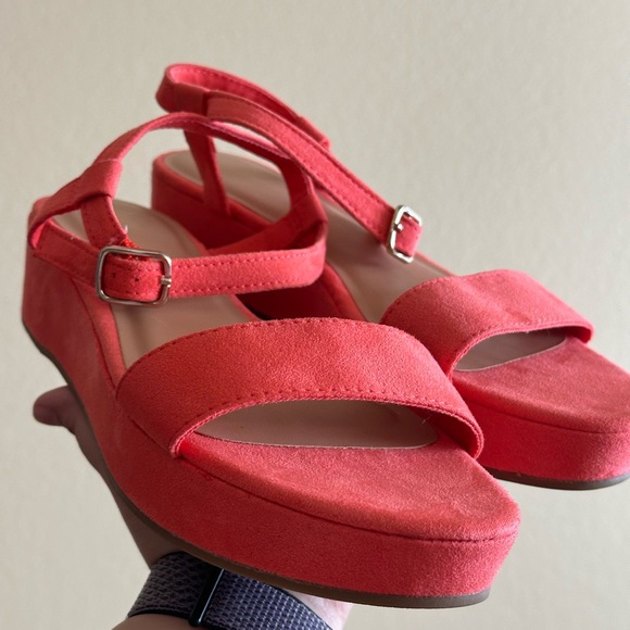 Old Navy Shoes - Old Navy Platform Sandals Suede
